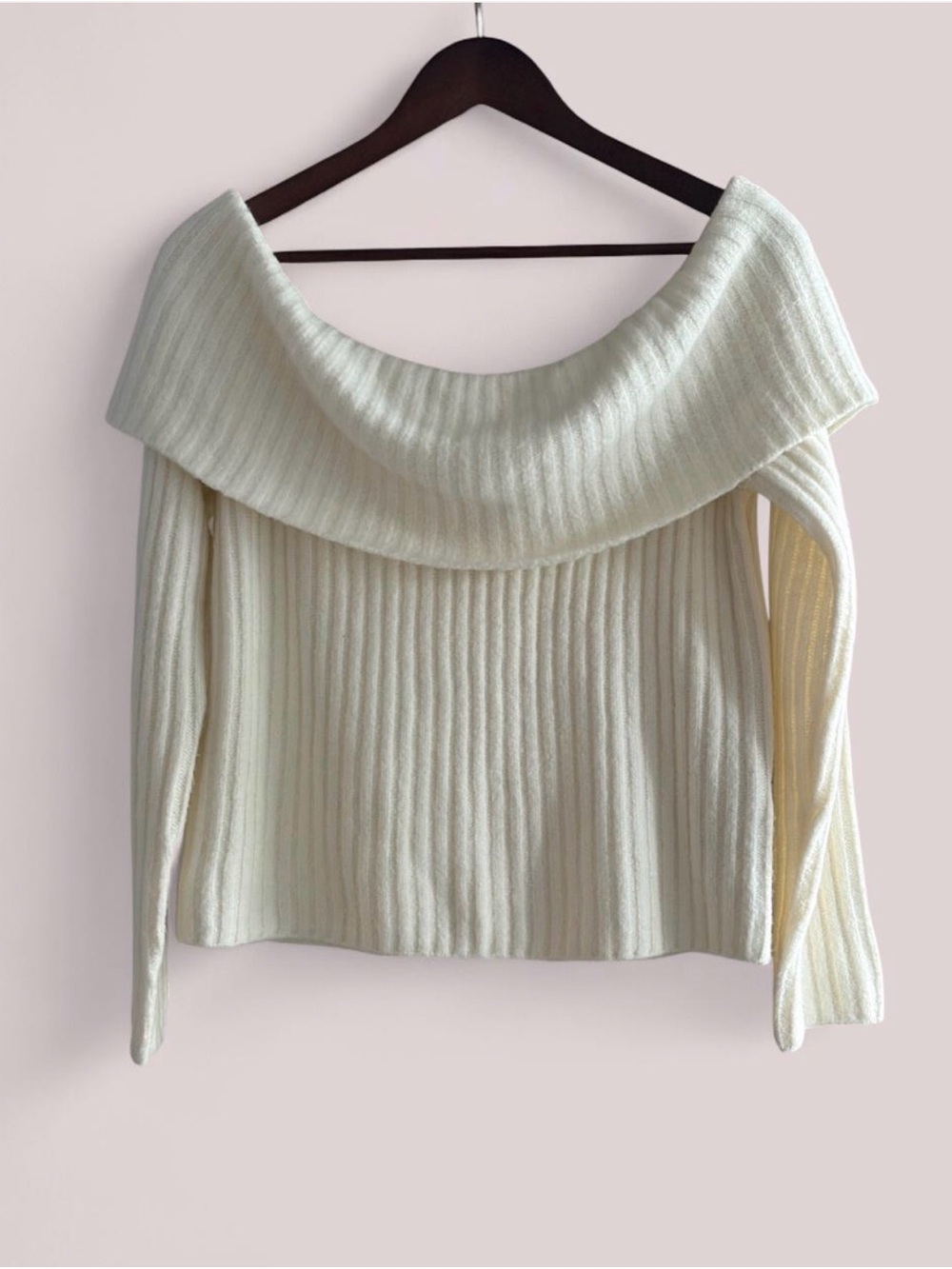Abercrombie & Fitch Cream Off-Shoulder Ribbed Sweater